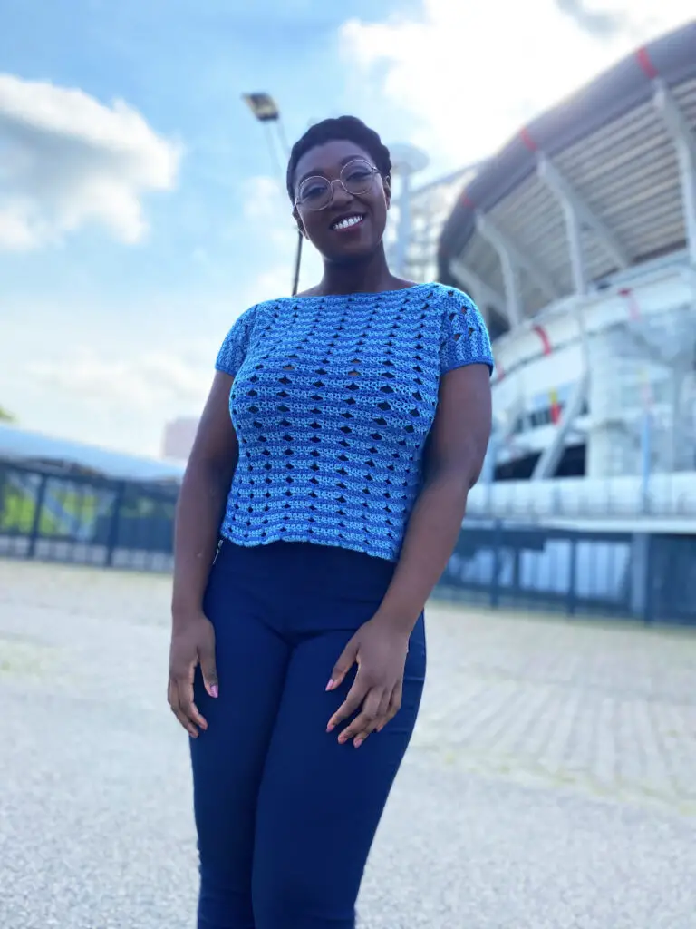 Butterfly Striped Tee by tester Tonnetje Wol. Click through to find out more about this fun crochet pattern.
